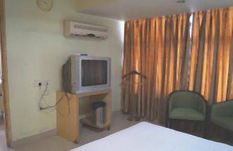 Hotel Longtrai, Agartala 3